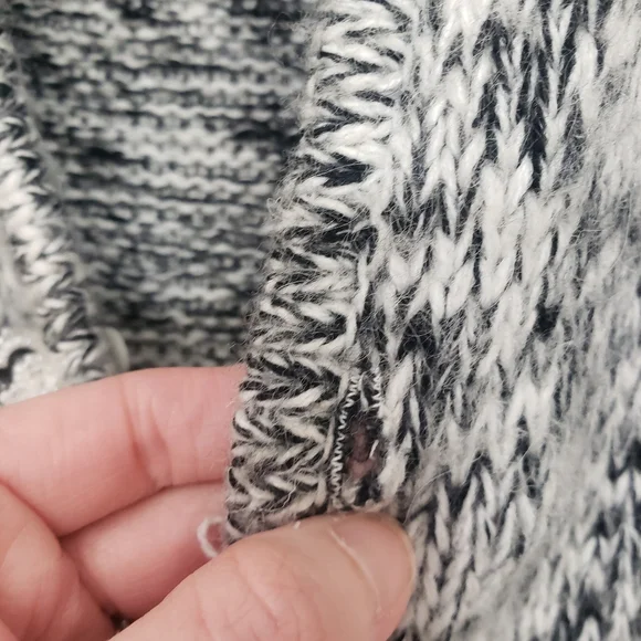 BCBG Maxazria Knit Cardigan Duster Sweater - Picture 7 of 9